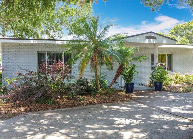 Property at 301 Oregon Ave, St Cloud, FL 34769, 4 beds, 3 baths