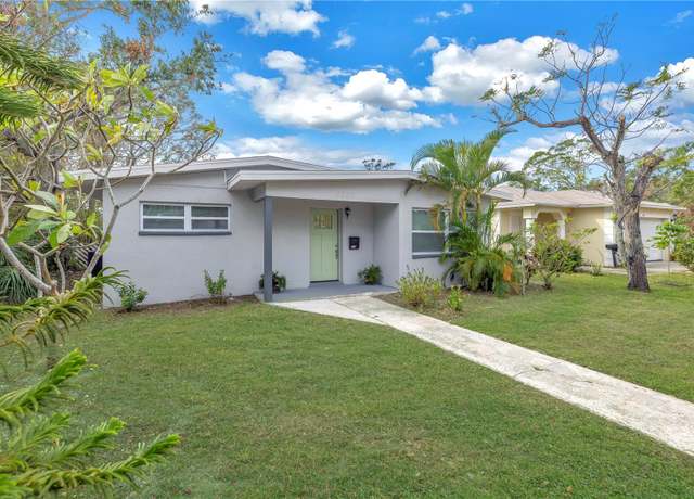 Property at 4027 7th St S, St Petersburg, FL 33705, 3 beds, 1 bath