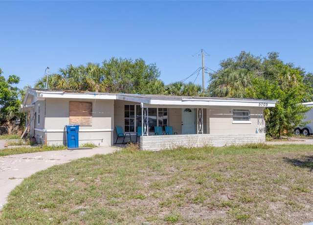 Property at 5705 23rd St W, Bradenton, FL 34207, 3 beds, 2 baths