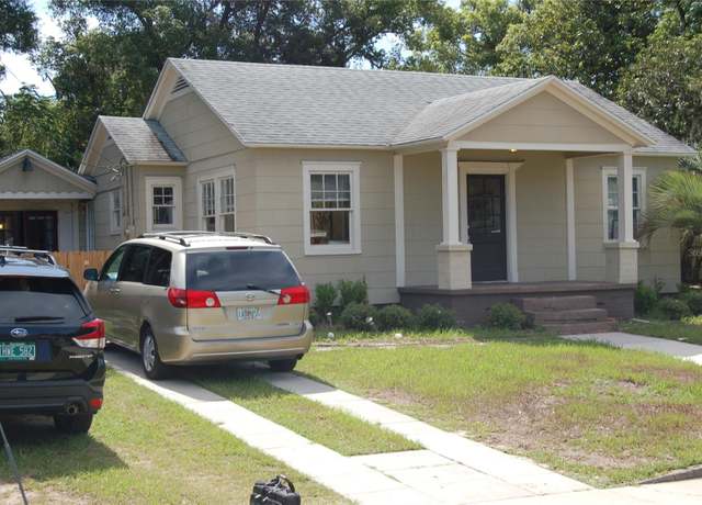 Property at 441 N Kentucky Ave, Deland, FL 32724, 3 beds, 2 baths
