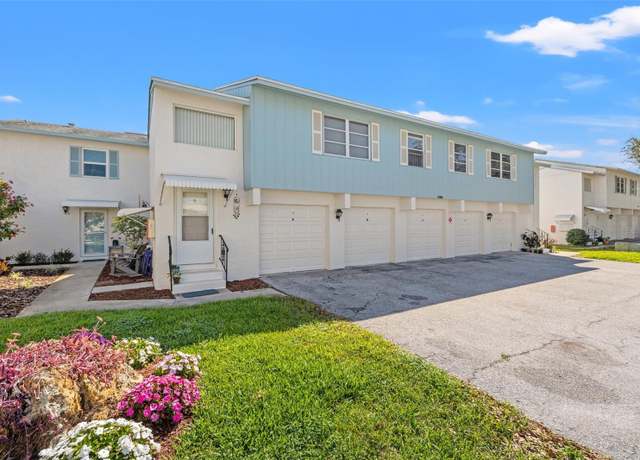 Property at 3280 39th St S Unit B, St Petersburg, FL 33711, 2 beds, 2.5 baths