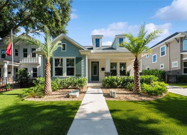 Property at 790 36th Ave N, St Petersburg, FL 33704, 5 beds, 4.5 baths