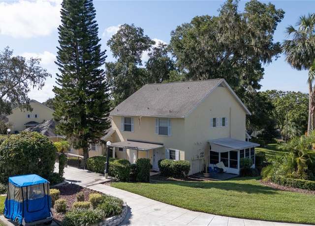 Property at 1313 Villa Ln #37, Apopka, FL 32712, 2 beds, 2.5 baths
