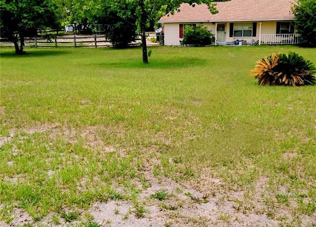 Property at 16677 SW 47th Place Rd, Ocala, FL 34481, 3 beds, 2 baths
