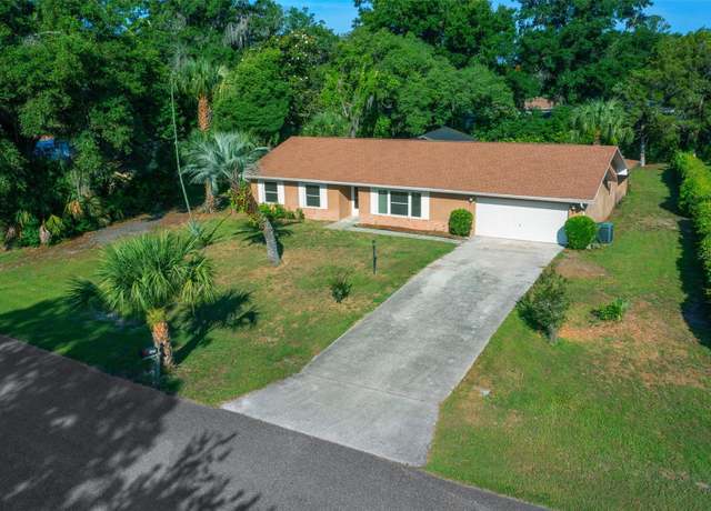 Property at 605 Bahia Cir, Ocala, FL 34472, 4 beds, 3 baths