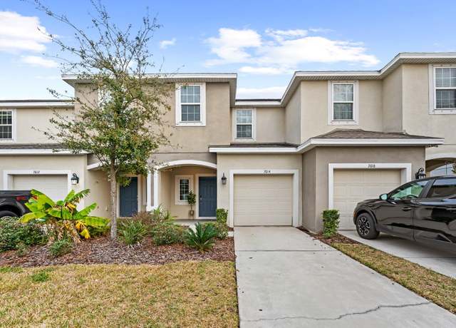 Property at 7014 Summer Holly Pl, Riverview, FL 33578, 3 beds, 2.5 baths