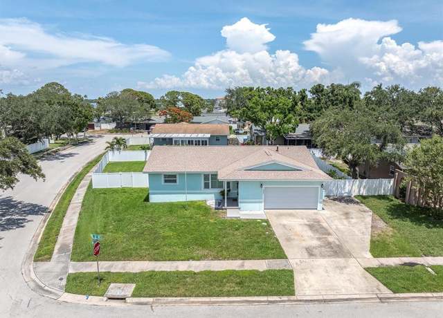 Property at 6035 19th St NE, St Petersburg, FL 33703, 3 beds, 2 baths