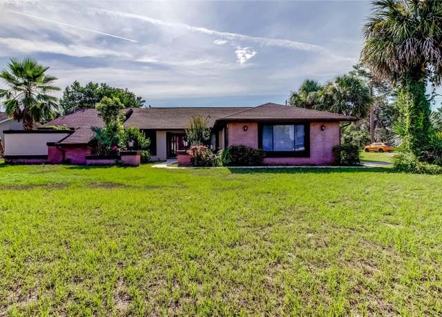 Property at 10365 Lynnhaven Rd, Spring Hill, FL 34608, 3 beds, 2 baths