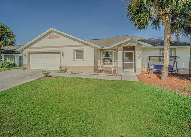 Property at 11035 Twosome Dr, San Antonio, FL 33576, 2 beds, 2 baths