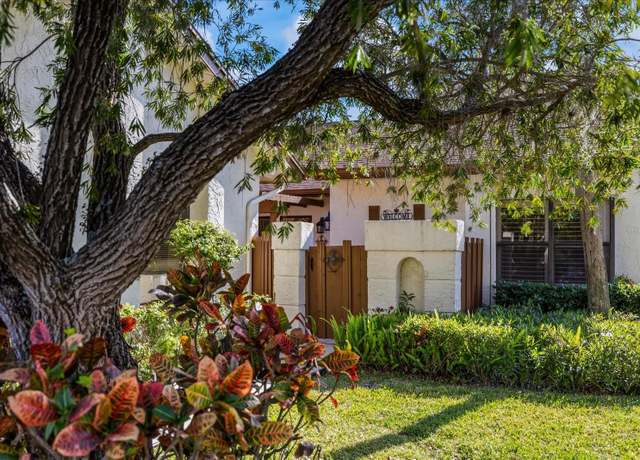 Property at 3066 Pelican Pl, Clearwater, FL 33762, 2 beds, 2 baths