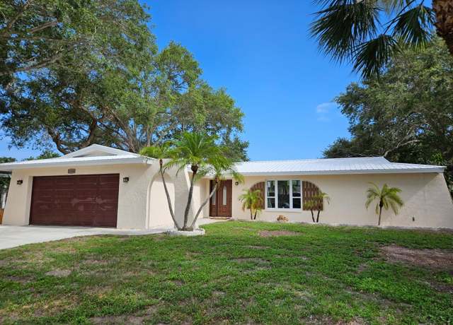 Property at 13344 88th Ave, Seminole, FL 33776, 4 beds, 2 baths