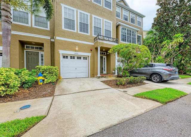 Property at 2926 Bayshore Pointe Dr, Tampa, FL 33611, 3 beds, 2.5 baths