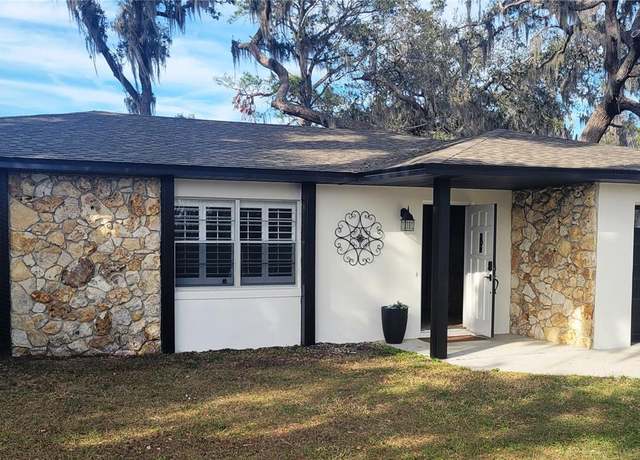 Property at 11801 Lake Susan Ct, Clermont, FL 34711, 3 beds, 2 baths