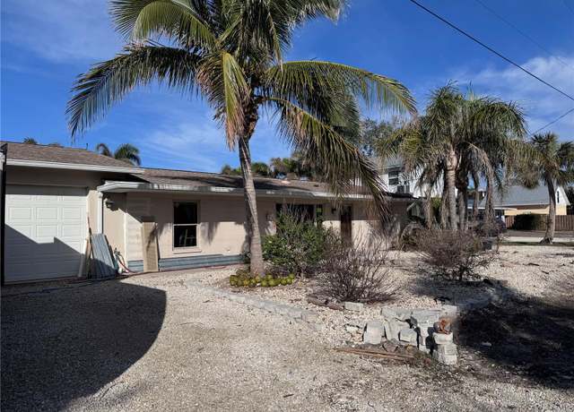 Property at 10436 Raymond St, Englewood, FL 34224, 3 beds, 2 baths