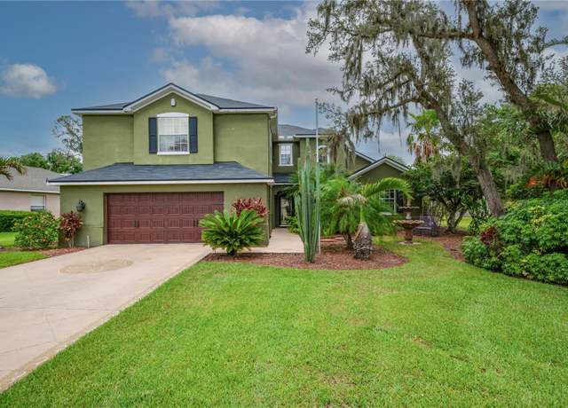 Property at 2712 Spring Meadow Dr, Plant City, FL 33566, 4 beds, 3.5 baths