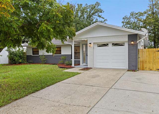 Property at 1353 Wildwood Ct, Dunedin, FL 34698, 3 beds, 2 baths