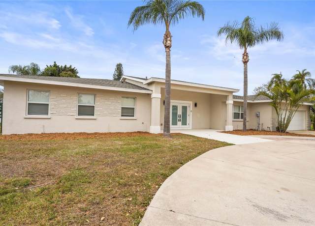 Property at 2232 River Ridge Dr, Sarasota, FL 34239, 3 beds, 3 baths