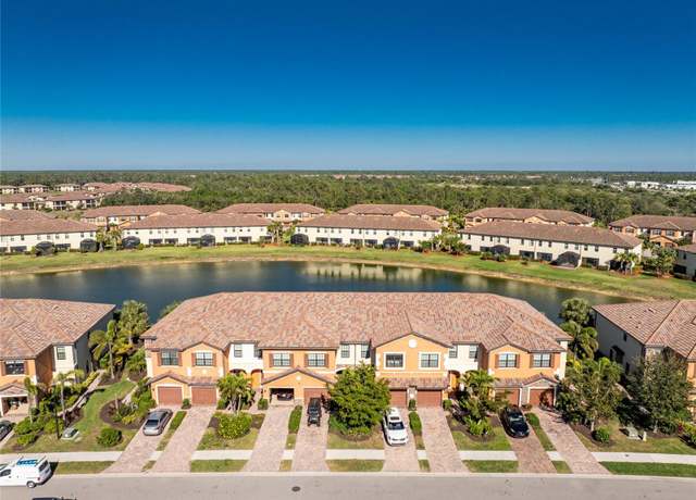 Property at 20231 Lagente Cir, Venice, FL 34293, 3 beds, 2.5 baths