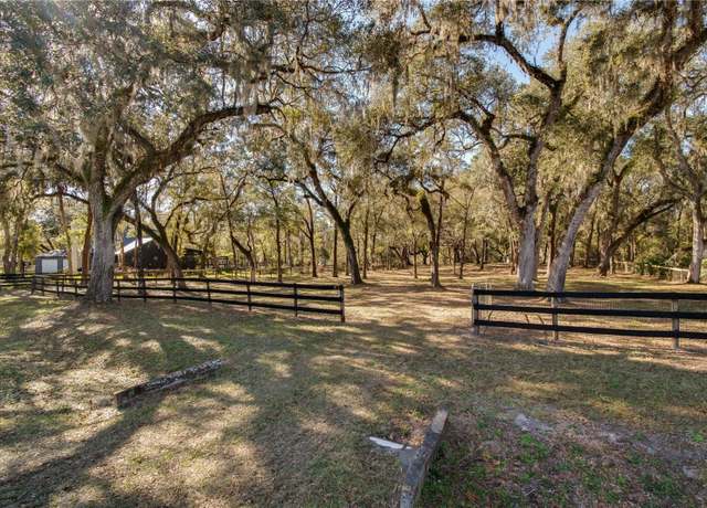 Property at 63 Lake Wood Cir, Ocala, FL 34482, 1 bed, 1 bath