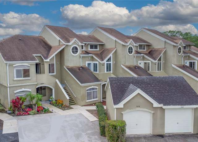 Property at 2662 Emerald Lake Ct, Kissimmee, FL 34744, 3 beds, 2 baths