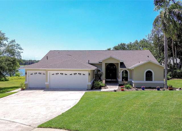 Property at 709 Sportsman Park Dr, Seffner, FL 33584, 3 beds, 2 baths