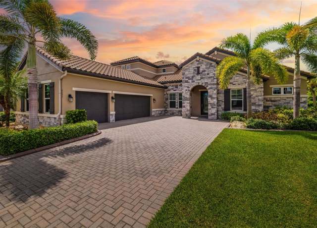 Property at 6337 Rivo Lakes Blvd, Sarasota, FL 34241, 4 beds, 4 baths