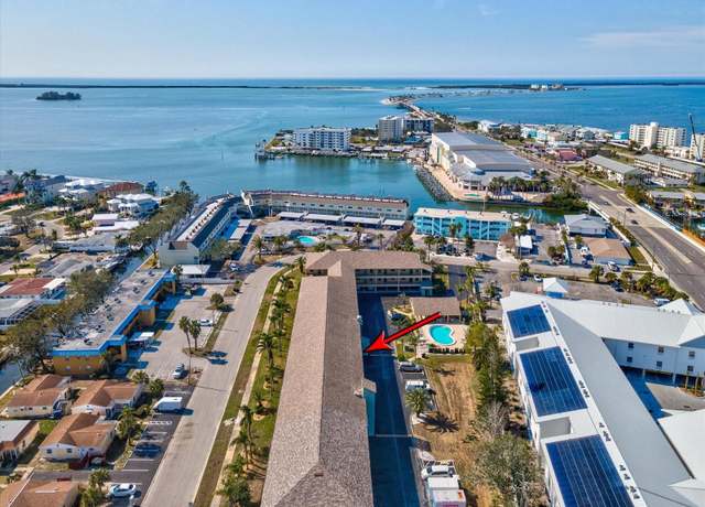 Property at 460 S Paula Dr #304, Dunedin, FL 34698, 2 beds, 2 baths