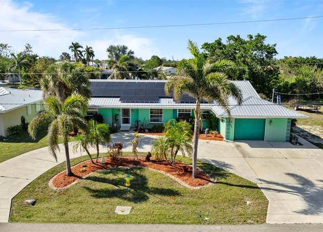 Property at 198 Salem Ave NW, Port Charlotte, FL 33952, 3 beds, 2 baths