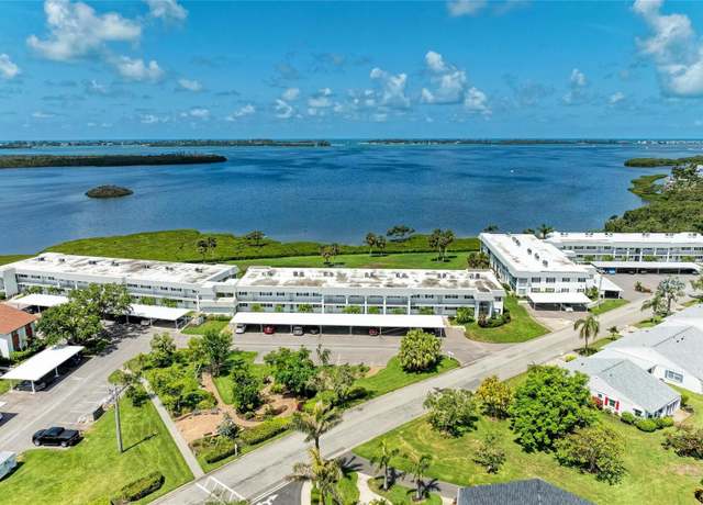 Property at 4736 Independence Dr #4736, Bradenton, FL 34210, 2 beds, 2 baths