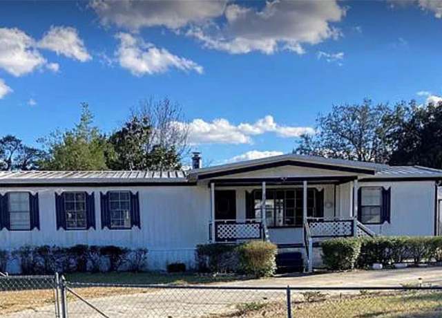Property at 9680 SE 164th Pl, Summerfield, FL 34491, 3 beds, 2 baths