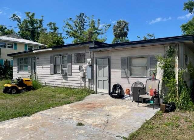 Property at 4816 33rd St W, Bradenton, FL 34207, 4 beds, 3 baths