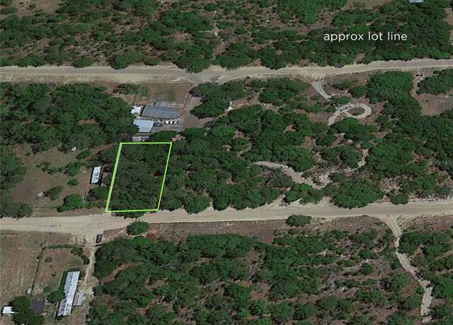 Property at 114 Dave St, Interlachen, FL 32148