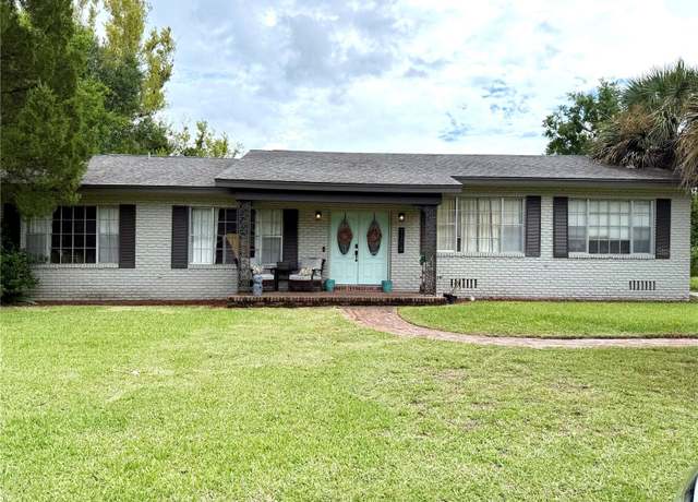 Property at 1308 SE 18th St, Ocala, FL 34471, 5 beds, 3 baths