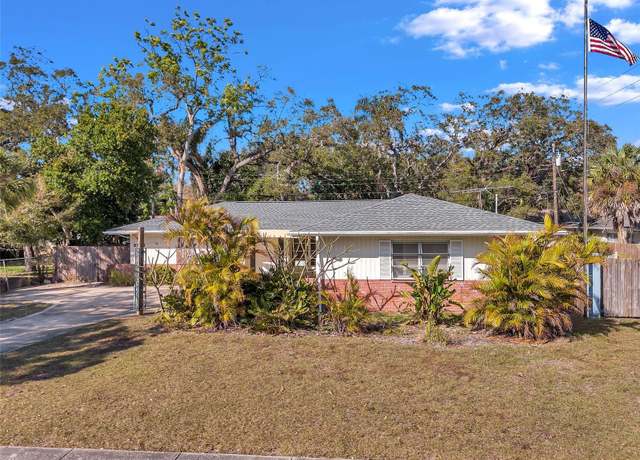 Property at 1276 Bermuda St, Clearwater, FL 33755, 3 beds, 2 baths