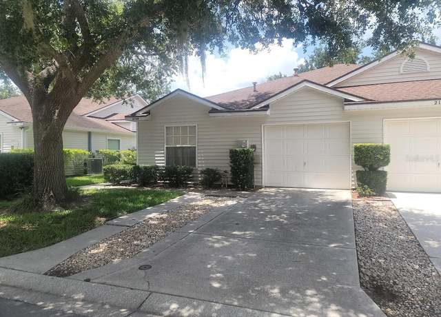 Property at 21544 Clubside Loop, Lutz, FL 33549, 3 beds, 2 baths