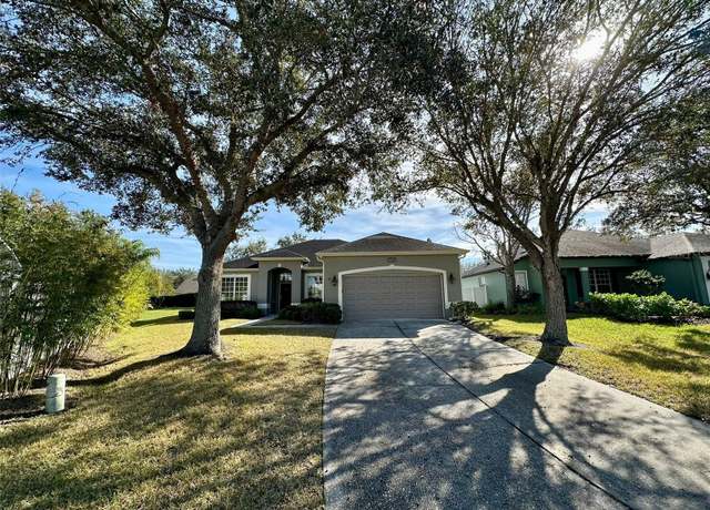 Property at 733 Buckhaven Loop, Ocoee, FL 34761, 3 beds, 2 baths