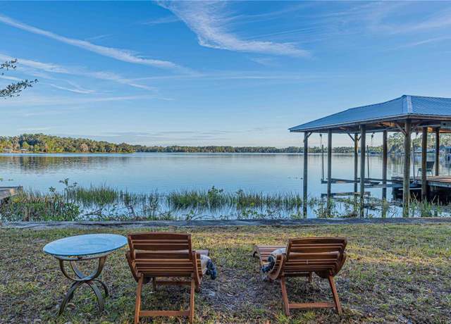 Property at 311 Star Lake Dr, Hawthorne, FL 32640, 2 beds, 2 baths