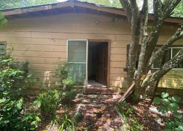 Property at 12799 SE 37th Ct, Belleview, FL 34420, 6 beds, 5 baths