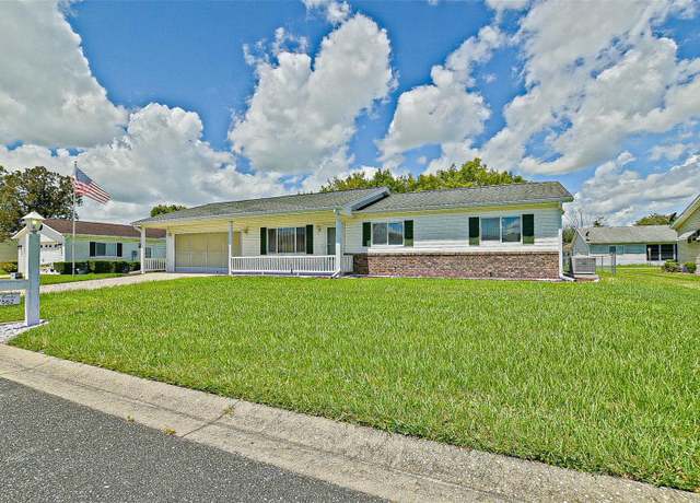 Property at 17562 SE 95th Ct, Summerfield, FL 34491, 2 beds, 2 baths