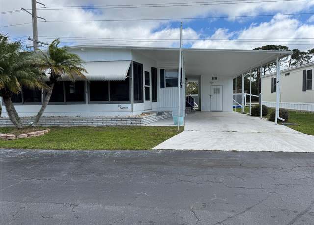 Property at 218 Palm Air Dr, Osprey, FL 34229, 2 beds, 2 baths