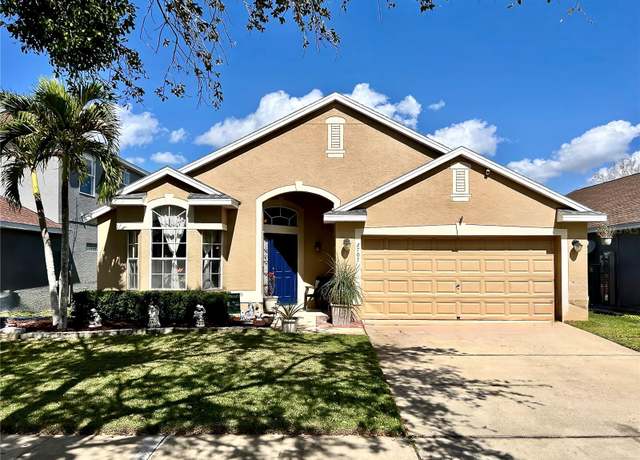 Property at 2707 Barnsley Ln, Kissimmee, FL 34744, 4 beds, 2 baths