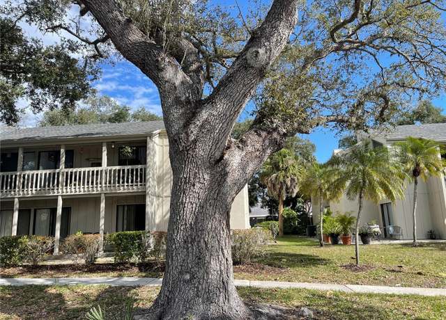 Property at 2224 Bahia Vista St Unit E6, Sarasota, FL 34239, 2 beds, 2 baths