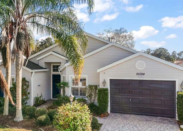 Property at 25324 Hibiscus St, Leesburg, FL 34748, 2 beds, 2 baths