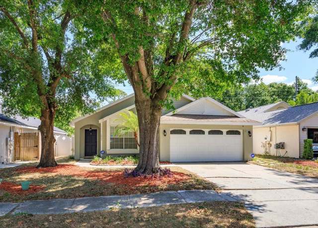 Property at 1023 Royal Oaks Dr, Apopka, FL 32703, 3 beds, 2 baths