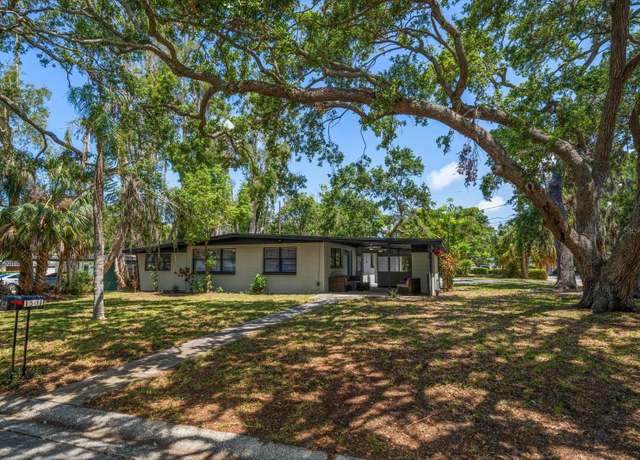 Property at 1501 Howard Pl, Largo, FL 33770, 2 beds, 1.5 baths