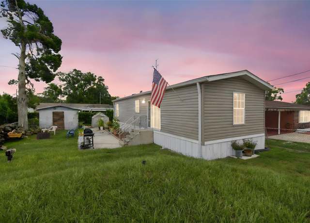 Property at 7217 N Emerald Ave, Tampa, FL 33614, 2 beds, 1 bath