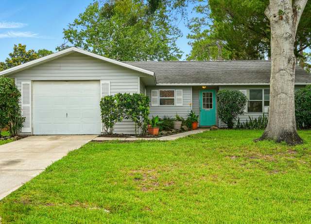 Property at 29 Rylin Ln, Palm Coast, FL 32164, 3 beds, 2 baths
