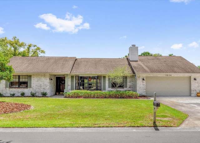 Property at 1558 Regal Oak Dr, Kissimmee, FL 34744, 4 beds, 3 baths