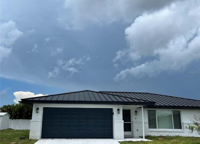 Property at 1359 Cambridge Dr, Venice, FL 34293, 3 beds, 2 baths