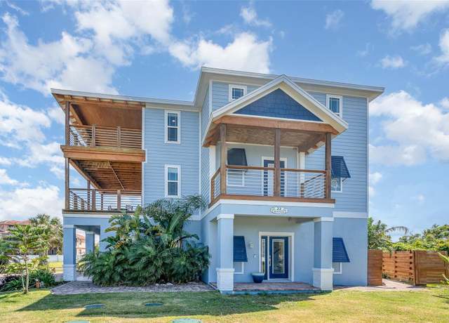 Property at 22 Mahoe Dr N, Palm Coast, FL 32137, 3 beds, 2.5 baths